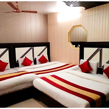 Grg Pardesi Hotel Haridwār Buitenkant foto