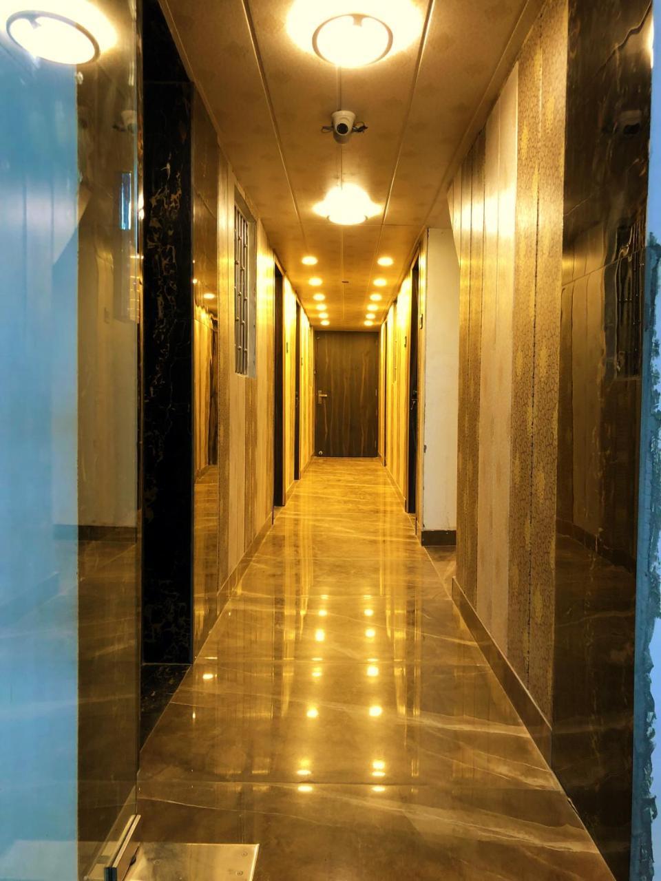 Grg Pardesi Hotel Haridwār Buitenkant foto