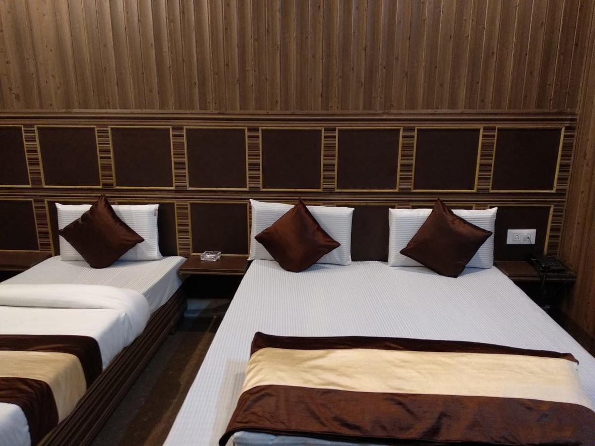 Grg Pardesi Hotel Haridwār Kamer foto