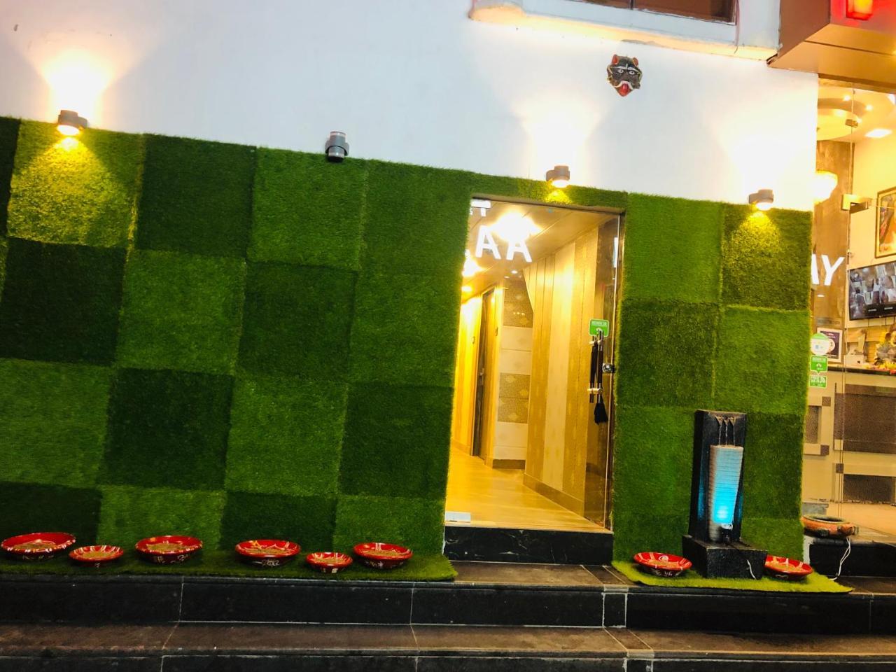 Grg Pardesi Hotel Haridwār Buitenkant foto