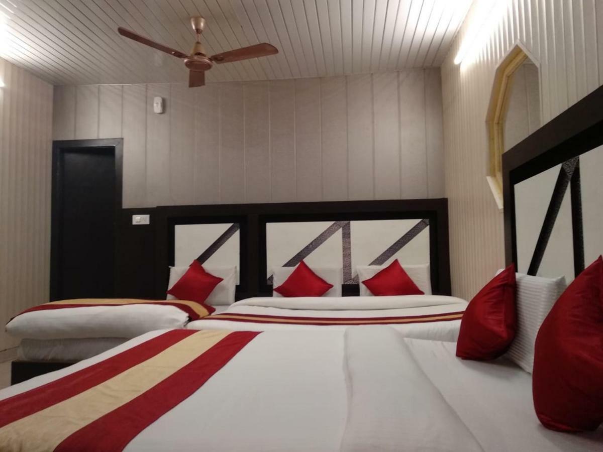 Grg Pardesi Hotel Haridwār Buitenkant foto