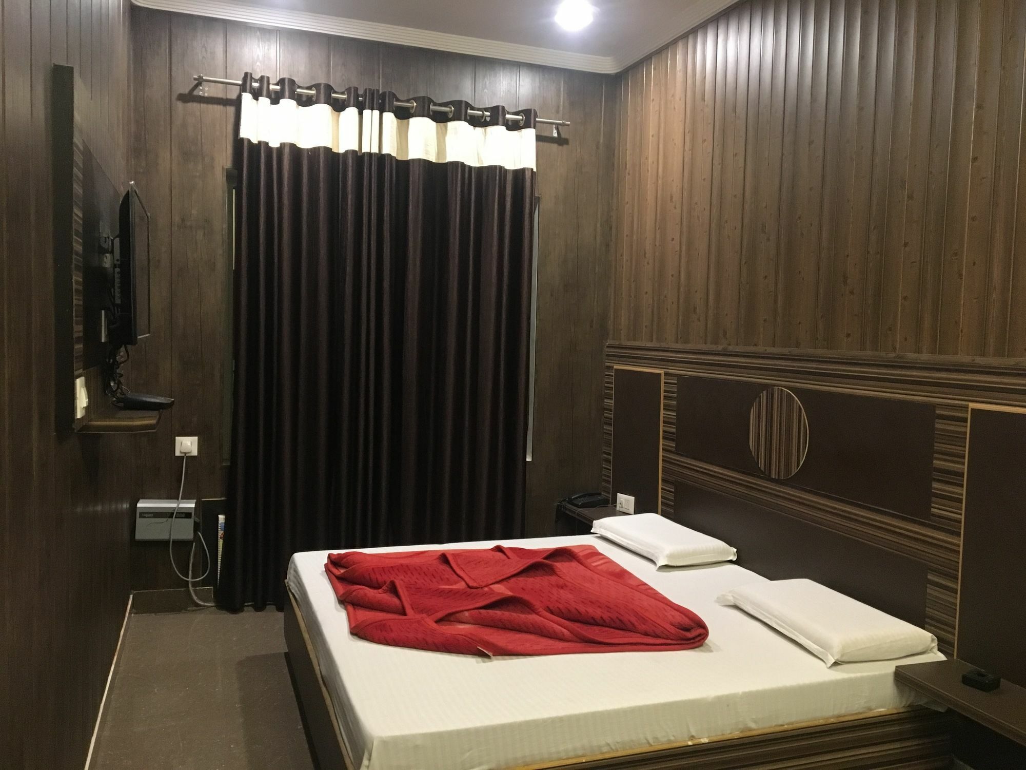 Grg Pardesi Hotel Haridwār Buitenkant foto